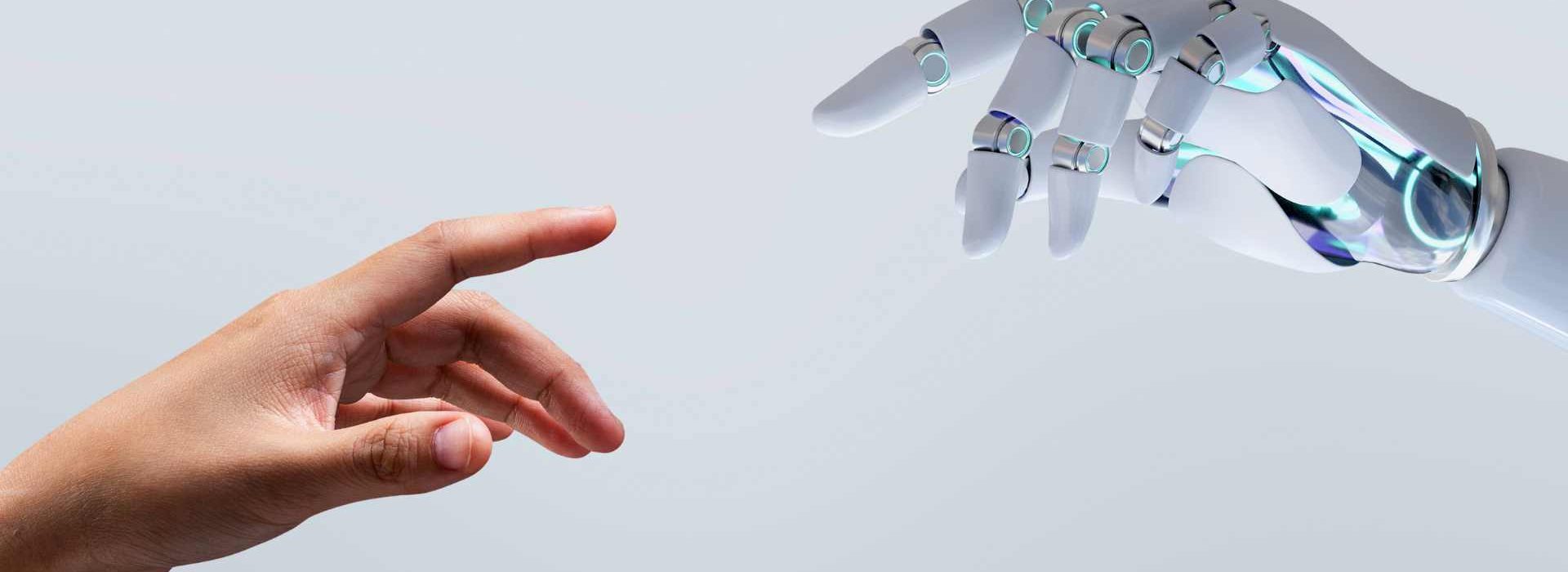 AI and Human Hand